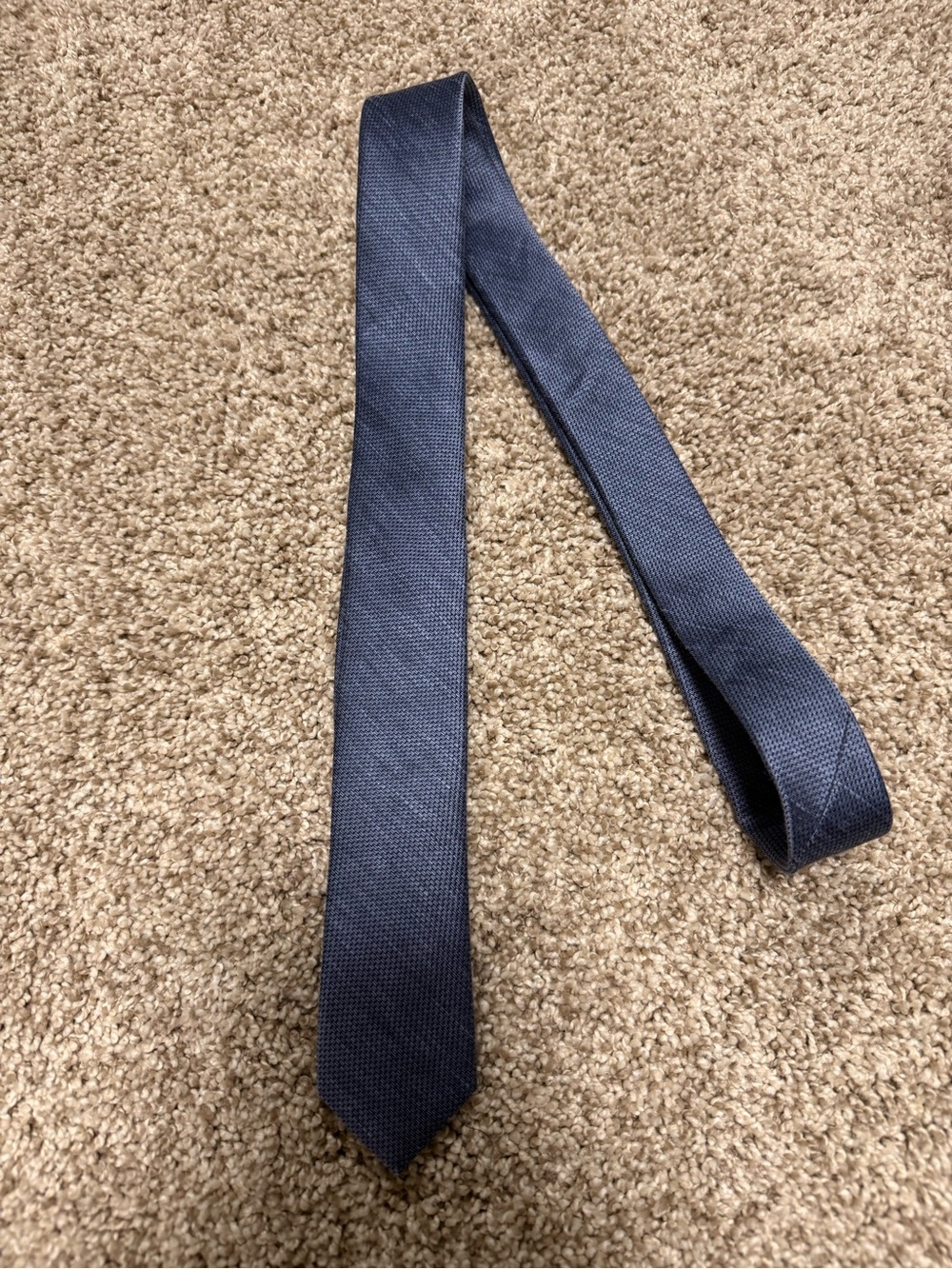 The Tie Bar Navy Textured Knit Tie